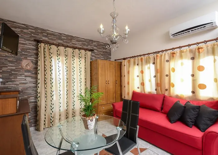 Апартаменты Orama