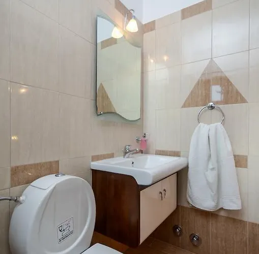 Orama * Айя-Анна